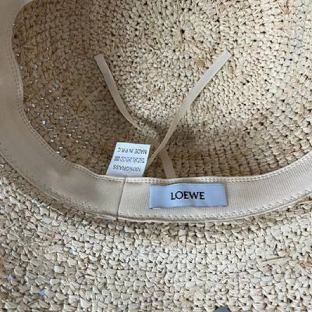 Loewe woven straw hat for sun protection - Picture 6 of 6